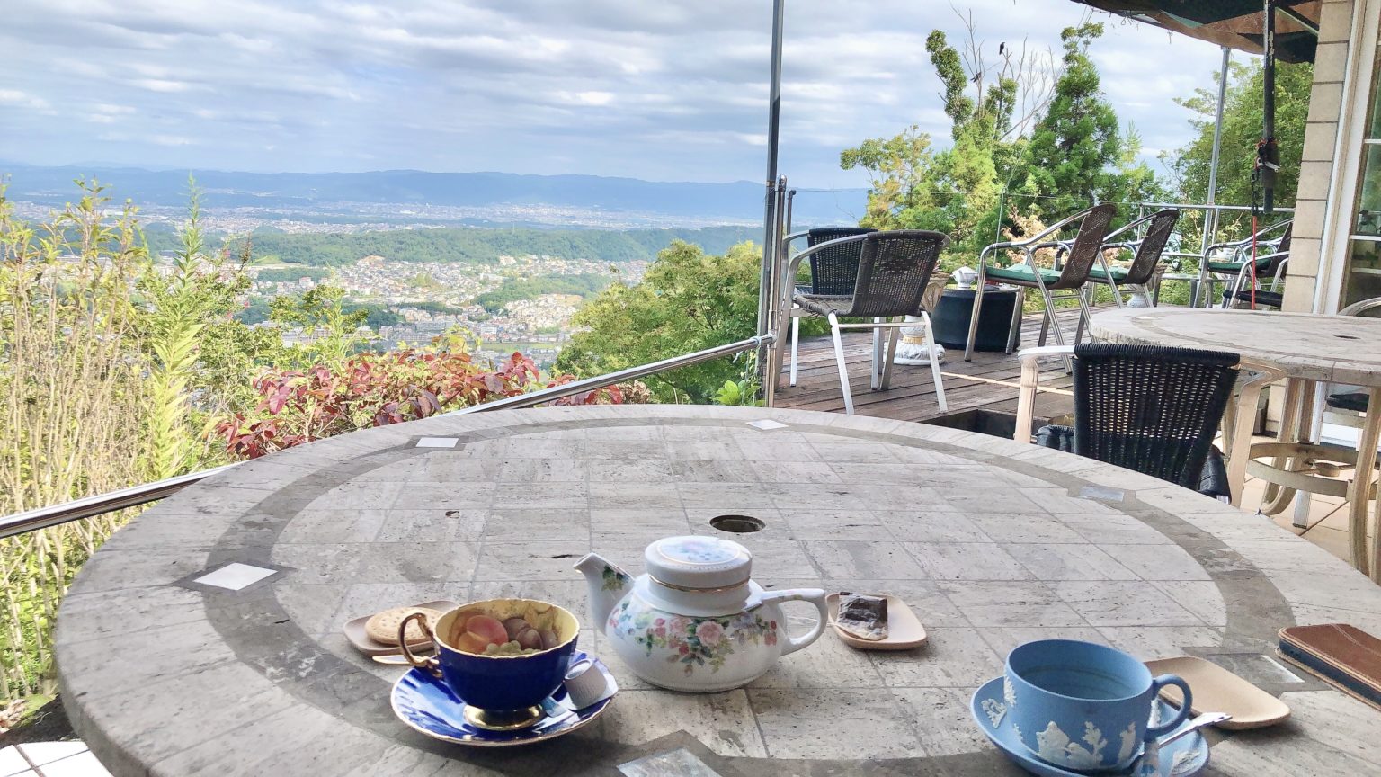 奈良 一度は行きたい！四季を感じる奈良の「絶景カフェ」8景奈良の地域密着型・総合情報サイト Narakko! 奈良っこ