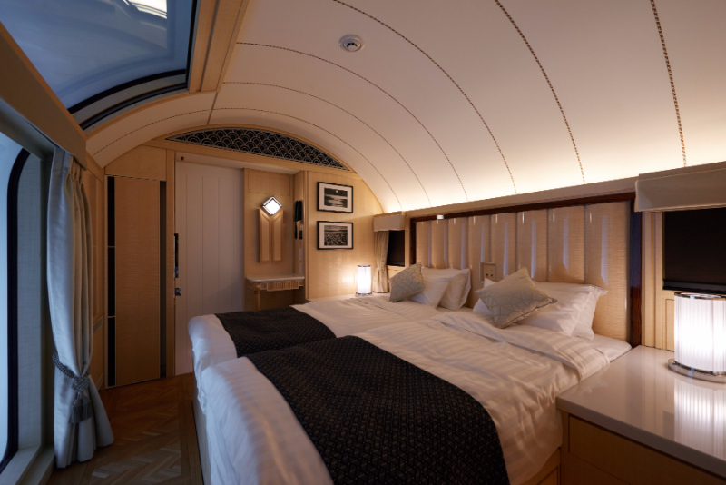 1号ビュープラン観光列車「ながら」長良川鉄道株式会社