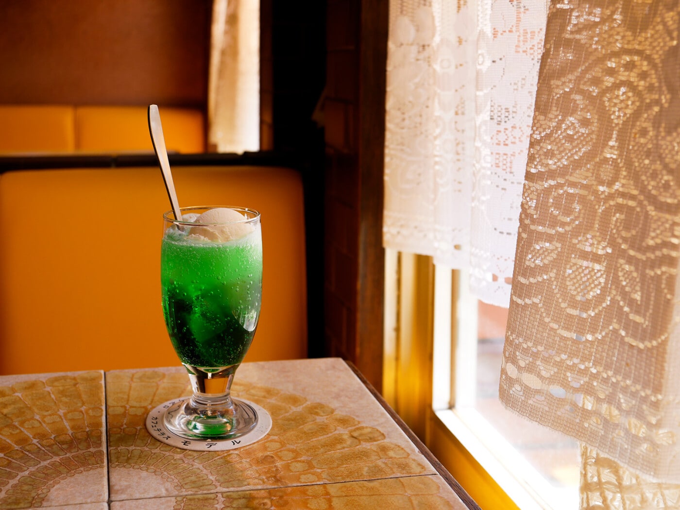 横浜西口のカフェ「muse」で秋の新作スイーツを体験！限定パウンドジェラートサンドが登場