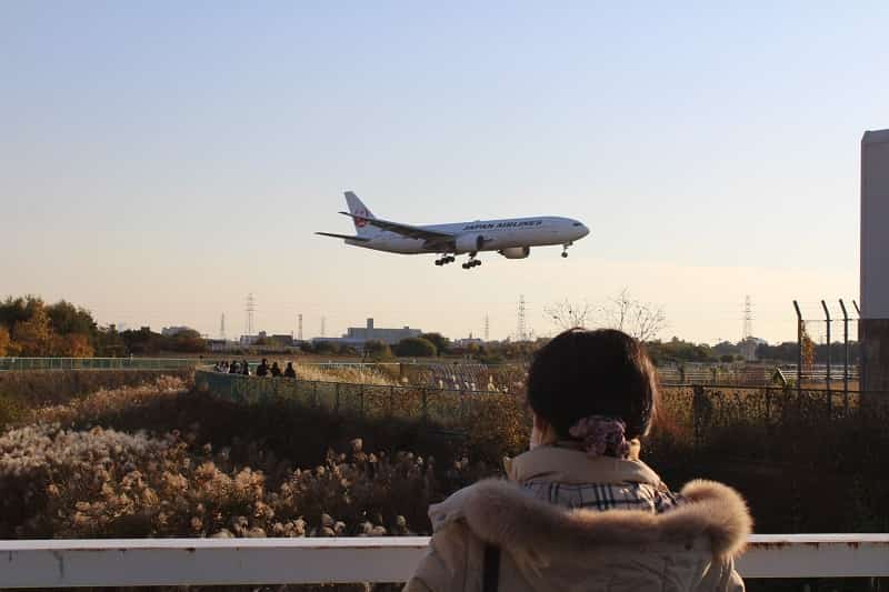 大阪国際空港 千里川土手でド迫力の飛行機写真・動画を撮ってみましたDigital Life Innovator