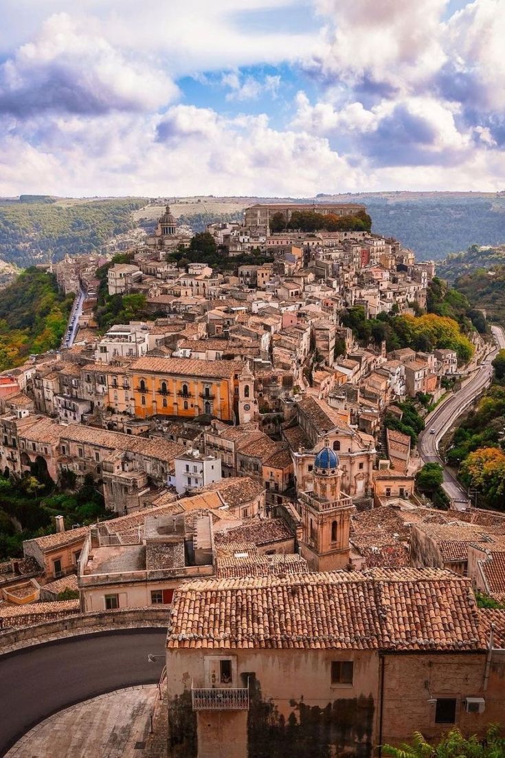 早春のシチリア島 歴史探訪 9日間 - JTBロイヤルロード銀座