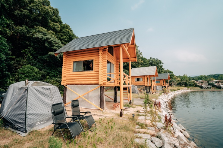 GLAMPINGグランテラス ☆1泊2食付☆エアコンも付いて快適・1日1組限定！ハイエンドキャンピングトレーラーのお部屋 - ぶどう畑のBBQ＆ グランピング