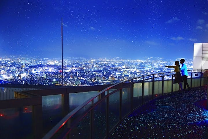 大阪府 北新地の街並み 10630013120