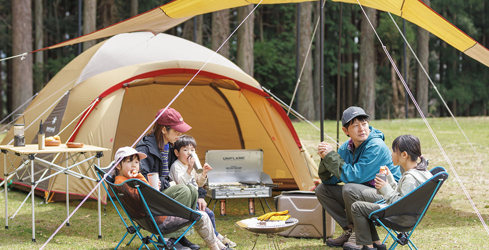 キャンプ女子におすすめ！春夏秋冬キャンプコーデの選び方と注意点は