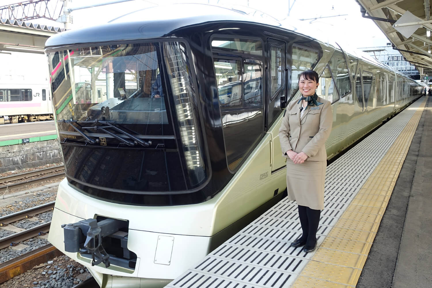 レビュー プラレール クルーズトレインDXシリーズ E001形