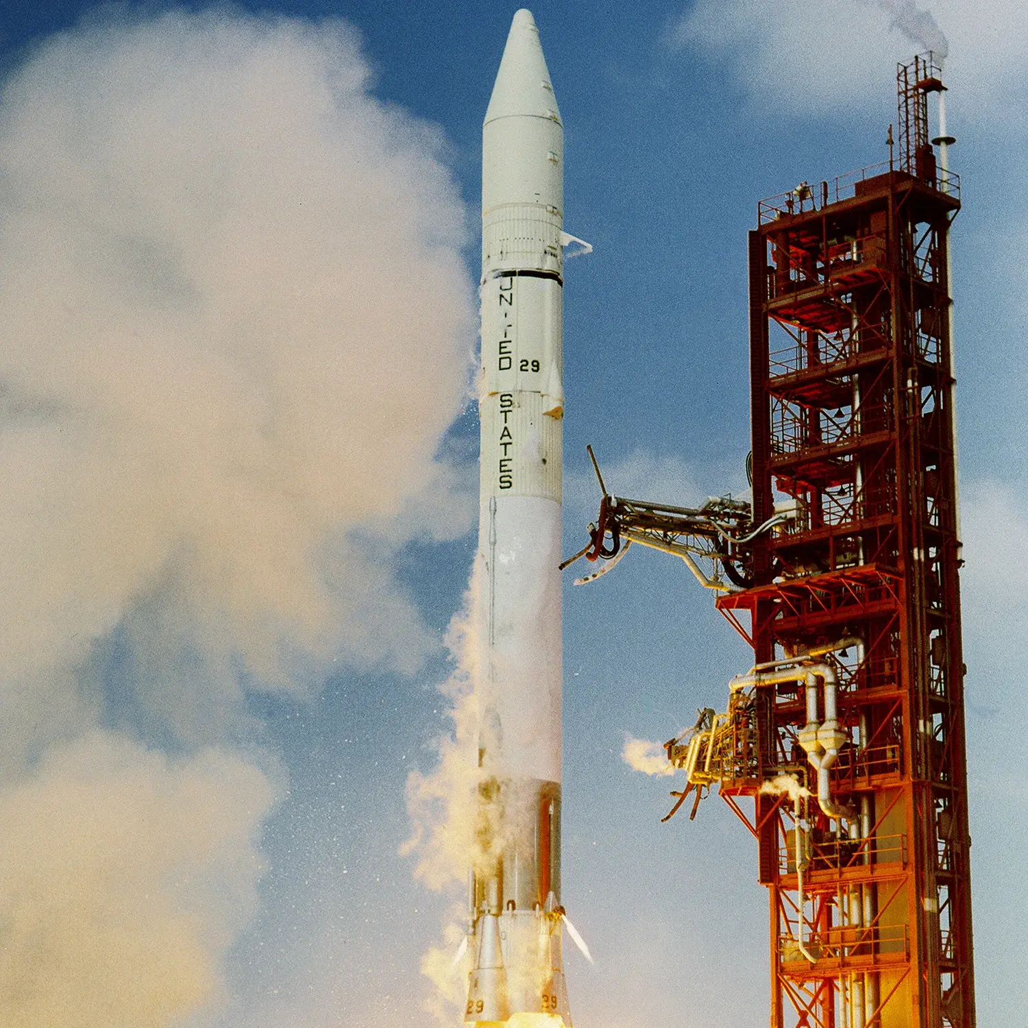 アトラスVロケット、次期防衛気象衛星「DMSP-5D3 F19」を打ち上げSatelliteAsiaのコラム