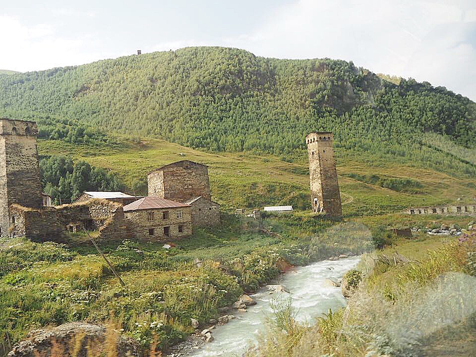 ヨーロッパ 町並み 田舎 イギリスの写真素材 -