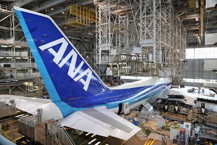 73年前でジャンボ・ジェットより巨大！ 怪鳥プロペラ旅客機「ブラバソン」の伝説 機内に映画館!?乗りものニュース