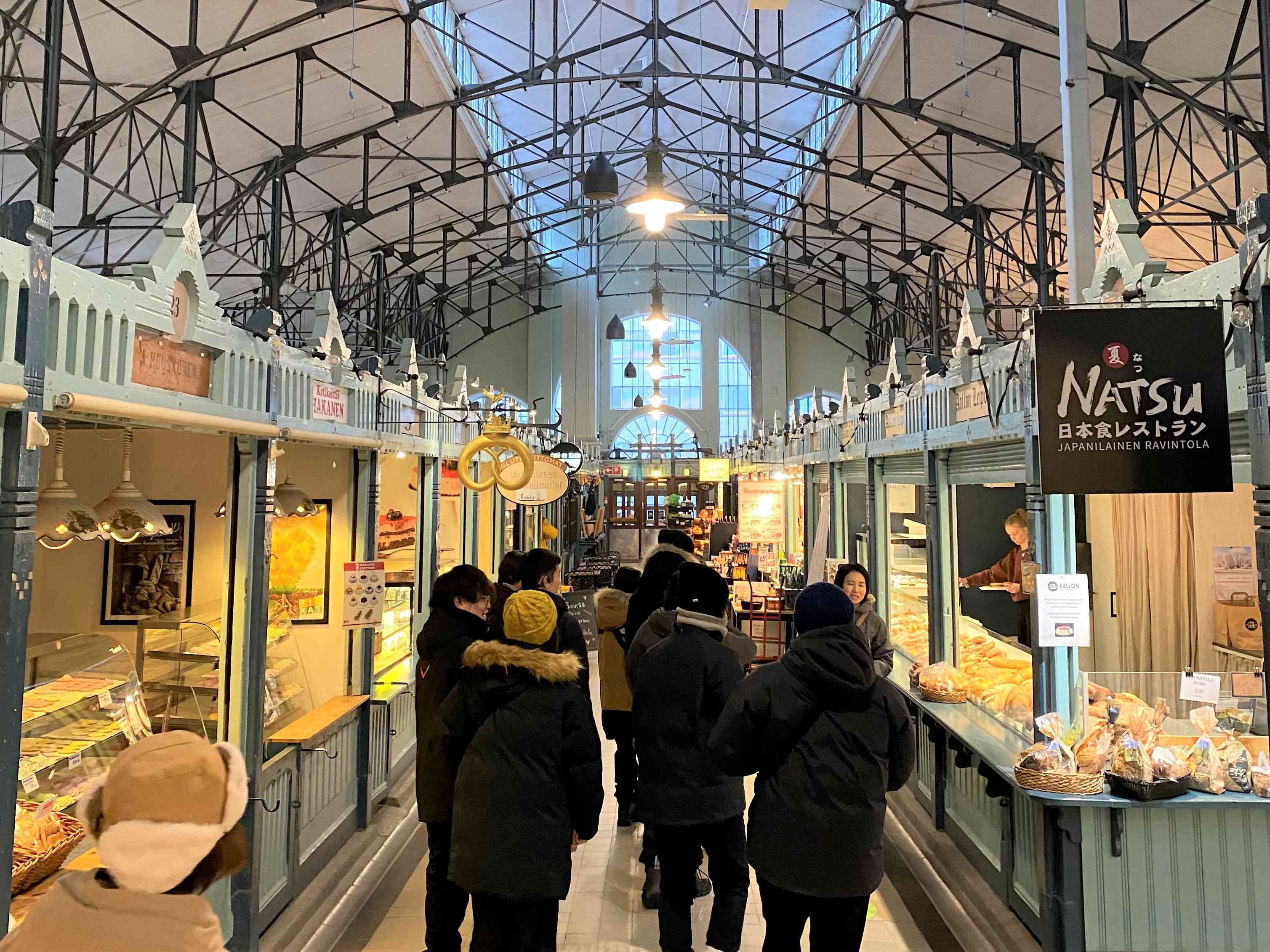 ヘルシンキ大聖堂まん前のレストラン SAVOTTA ヘルシンキ大聖堂を眺めながらの食事は最高でした。お値段もなかなかでした