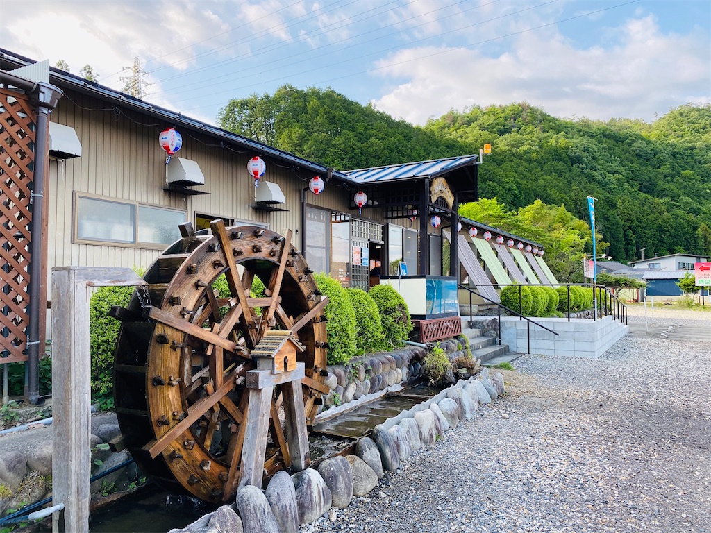 2025年 岐阜の鮎を食す！今年もヤナに行こう！～ペットOKもあるよ～特集岐阜県観光公式サイト 「岐阜の旅ガイド」