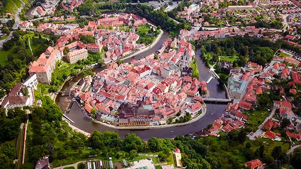 チェコの首都プラハの街並み🇨🇿の写真・画像素材-Snapmart スナップマート