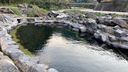 岡山県真庭市観光名所 湯原温泉 砂湯・足湯