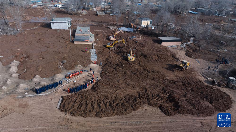 衛星写真で見る中国甘粛省地震の被災地