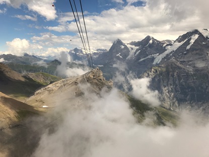 映画007のロケ地にもなったシルトホルン展望台！そこから見渡すスイスアルプスは息をのむほどの絶景！ - GOTRIP