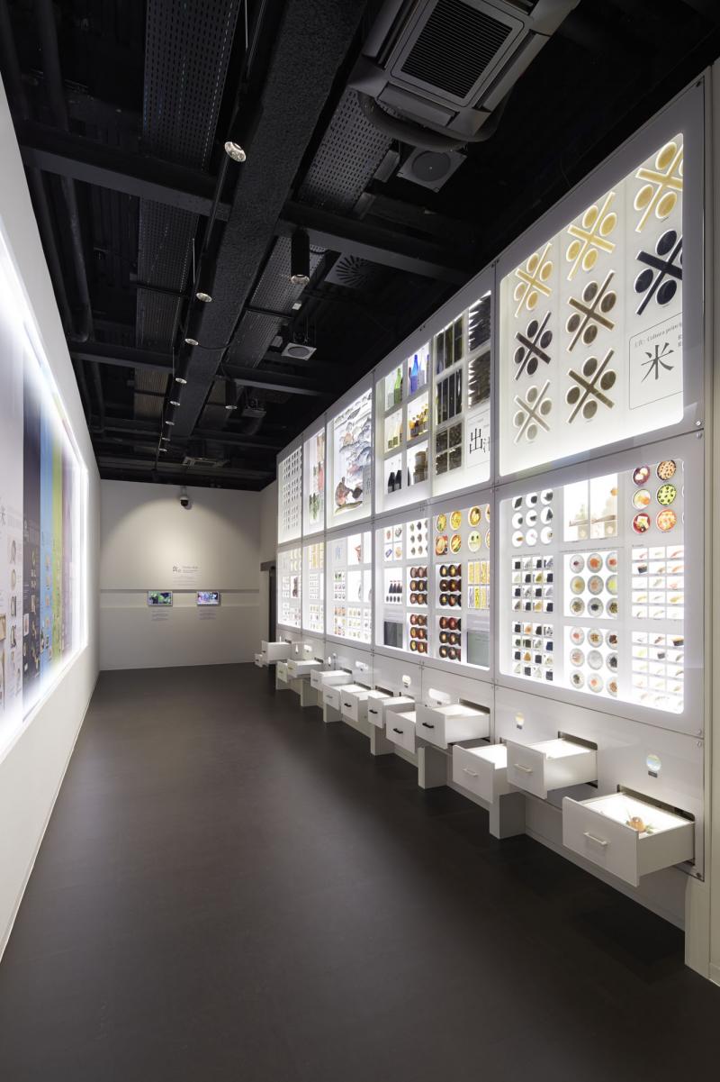 印刷用 万博日本館、１００万人突破 ミラノ、開幕約３カ月で全国ニュース四国新聞社