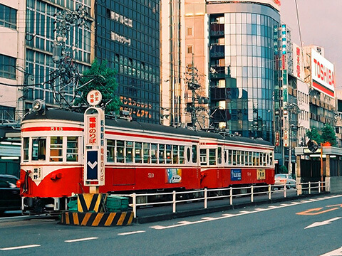 岐阜県岐阜市 名鉄岐阜駅に上がるのエレベーターと階段 写真素材6674257- フォトライブラリ