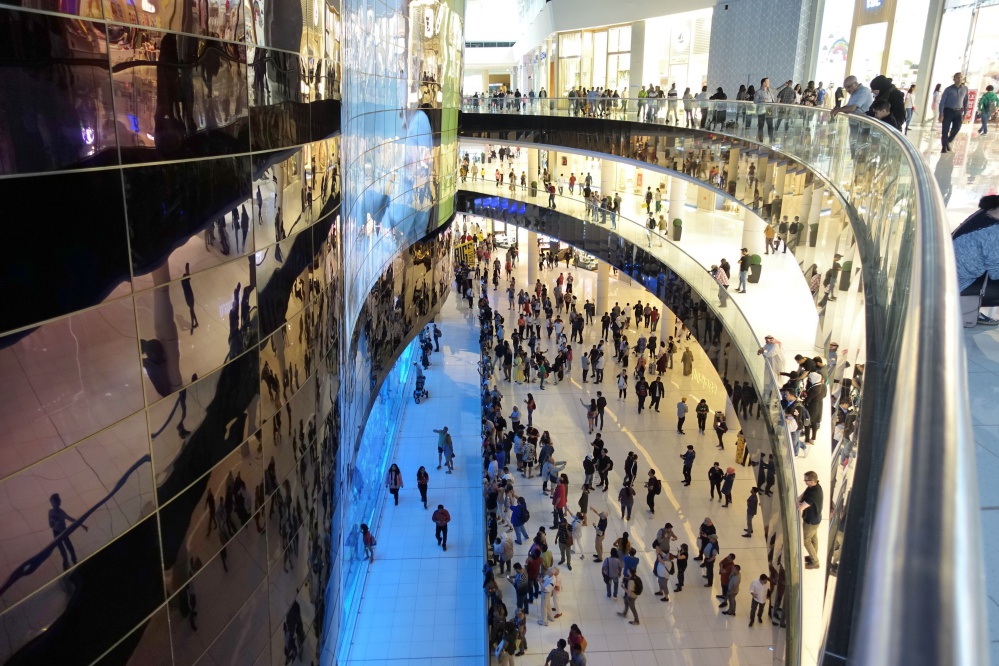 水族館まである！ 世界最大級のドバイ・モールを探検しよう！ - 世界をふらっと旅しよう