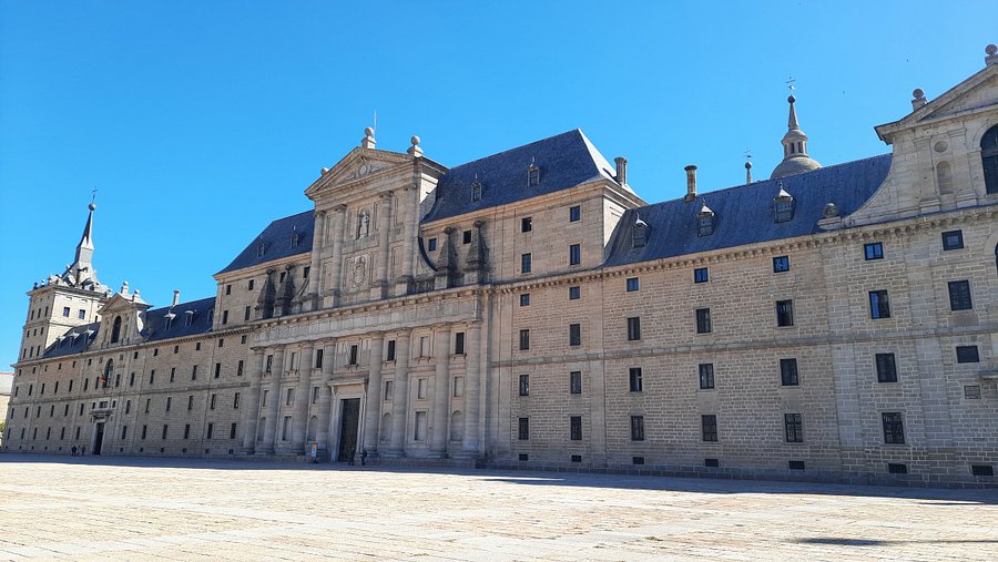 スペイン エル・エスコリアル修道院の図書館 世界遺産4925271