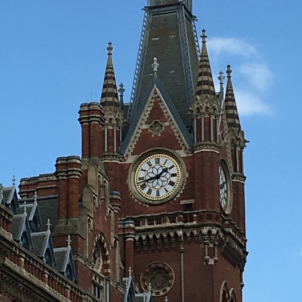 ロンドンのビッグベン：象徴的な時計塔に関する6つの歴史的事実