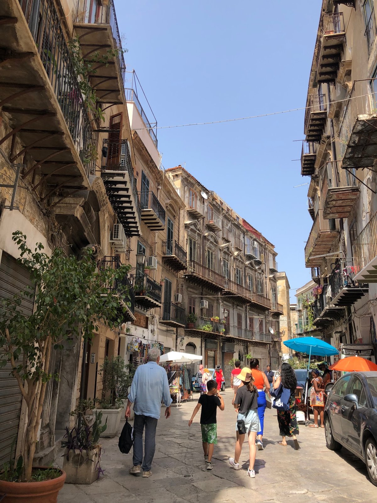 シチリア島最西端の街トラーパニ！塩田、遺跡、ビーチなど観光地をご紹介！ – skyticket 観光ガイド