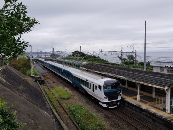 サフィール踊り子に乗ってきました Vol.5 再びのカフェテリアと、列車の総評lounge SRG