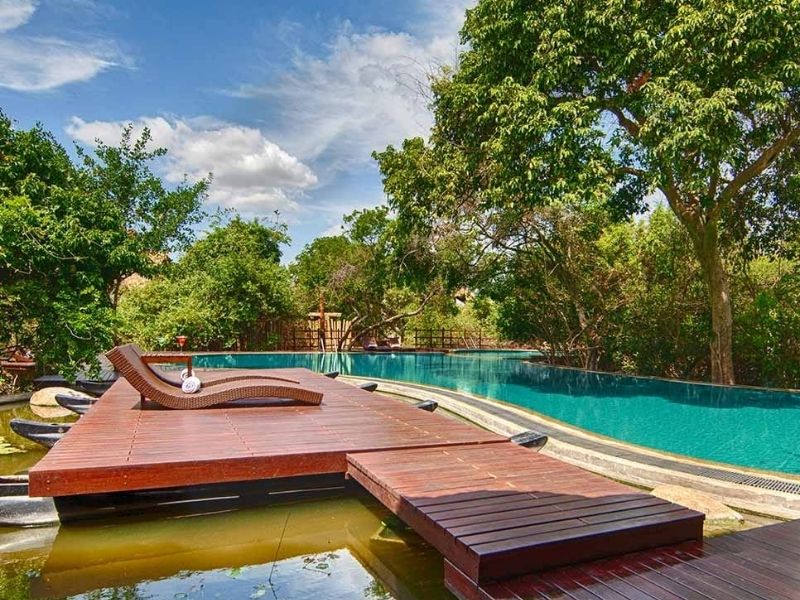 日常」を感じるという最高の「非日常」。スリランカの『絶景鉄道』でバワ建築の旅に出かけよう！ -casa