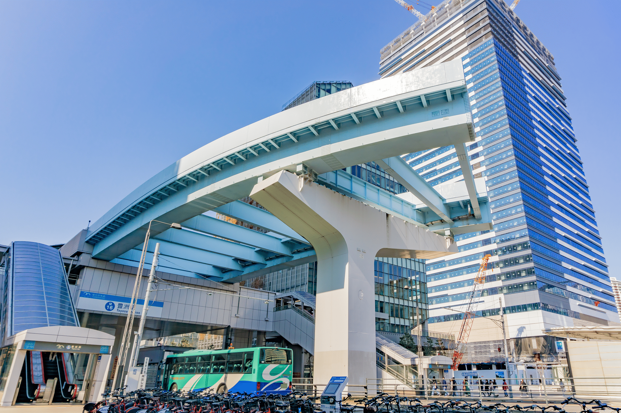 羽田空港第１ターミナルリムジンバスの東京空港交通羽田空港・成田空港へのアクセスに最適