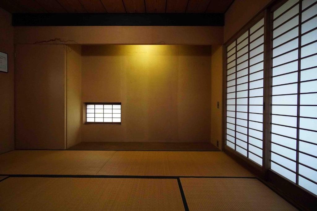 建築家・渡邊洋治生誕100周年記念！「斜めの家」を泊まって学べる名住宅にしよう！ - CAMPFIREキャンプファイヤー