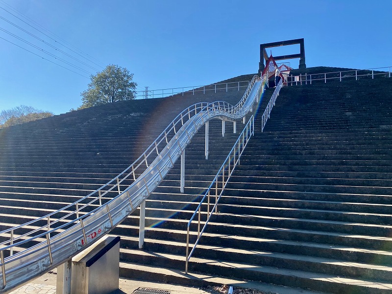 東京 子どももドキドキ！親子で遊べる長い滑り台のある公園7選 -