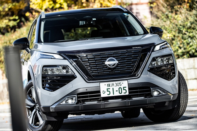 新型エクストレイルでいくソロキャンプ！マギーTC初張り