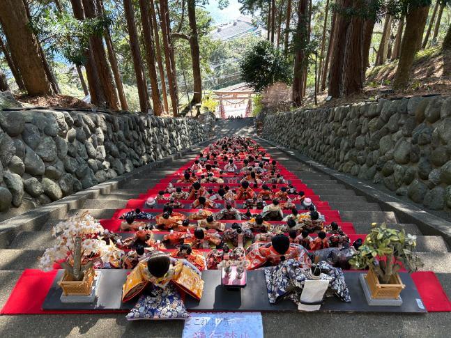 素盞嗚神社、雛段飾り 東伊豆町静岡県観光＆名所 わが街だいすき.com