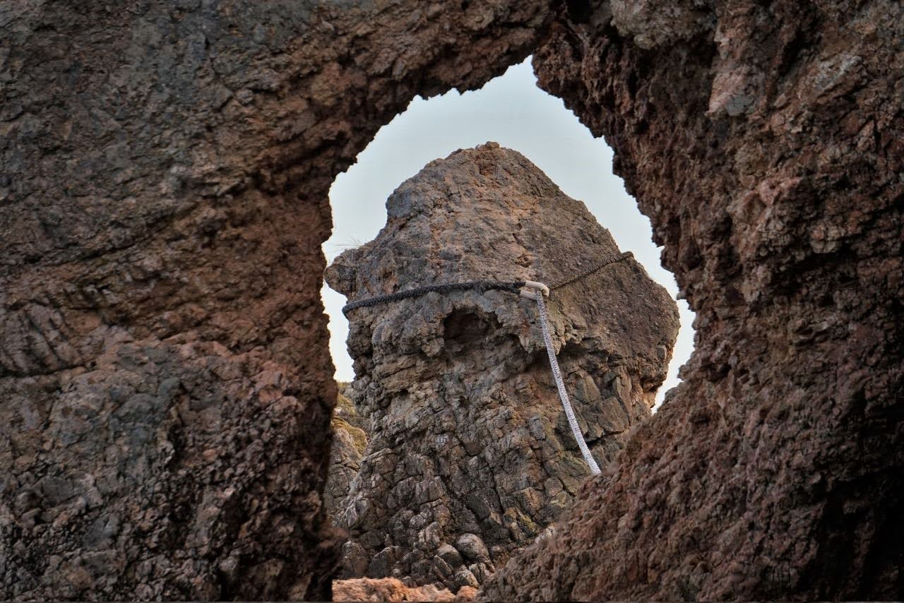 島根半島の男女岩 島根県松江市美保関 の写真素材FYI07866847ストックフォトの Qlean Market