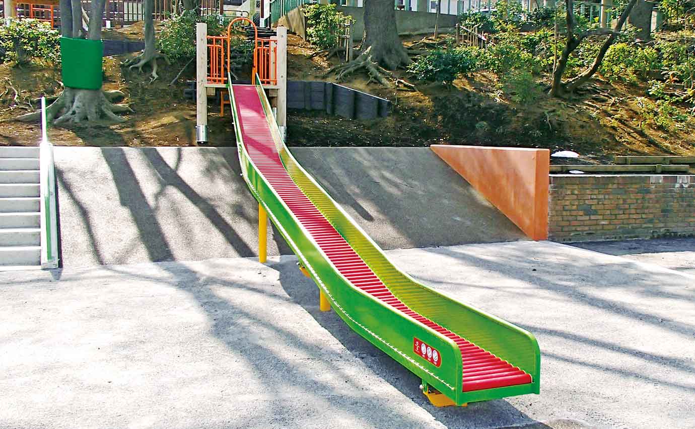 全長80m！スリル満点なローラー滑り台が楽しい塩瀬中央公園 西宮市 は知る人ぞ知る穴場スポットるるぶKids