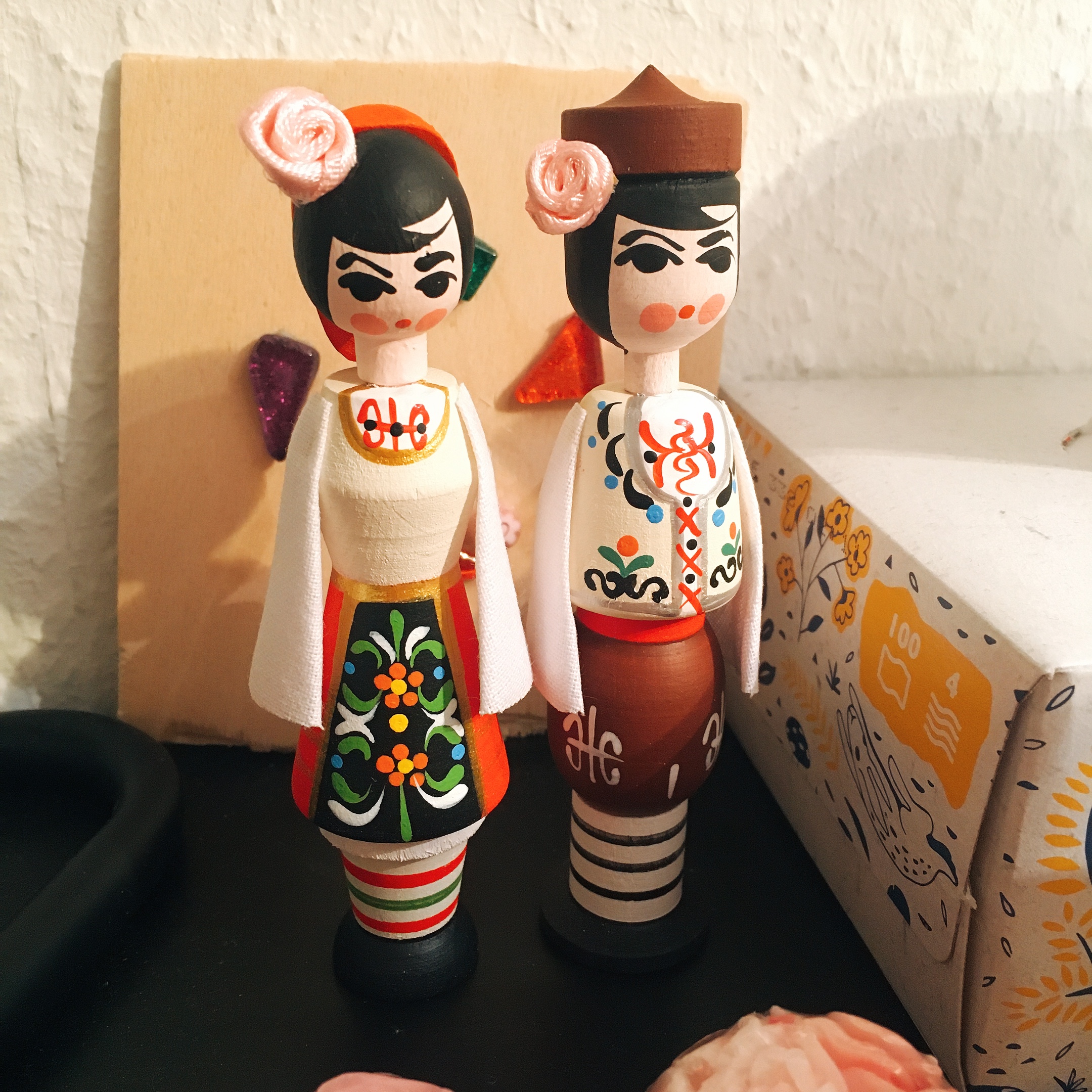 カザンラクでバラ祭とバラ摘み体験満喫！ブルガリアローズツア