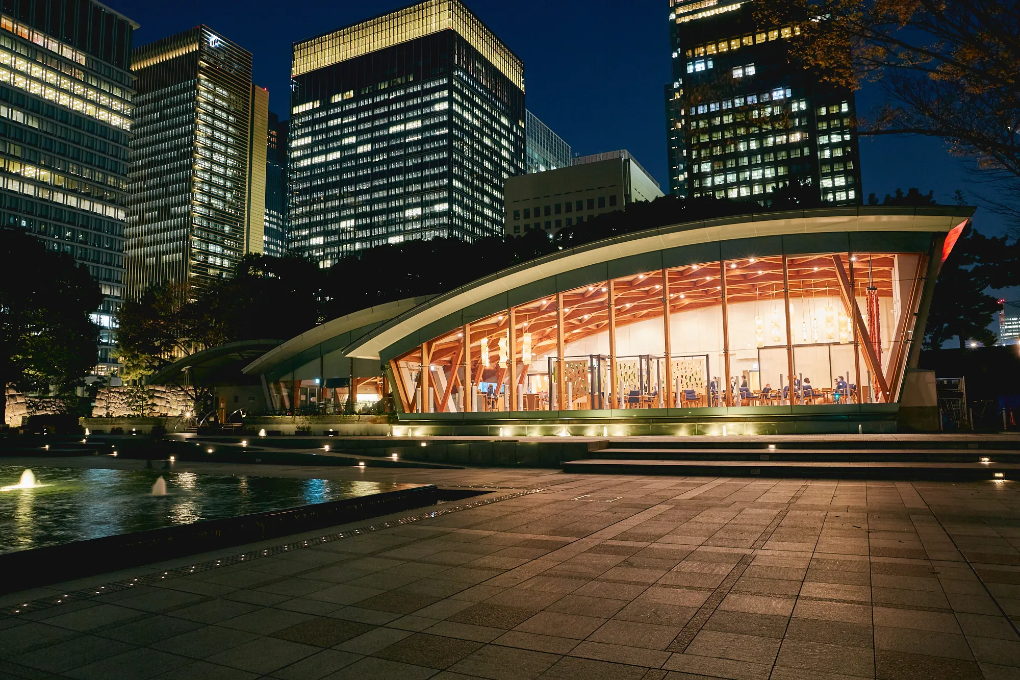 スターバックス 皇居外苑 和田倉噴水公園店の魅力