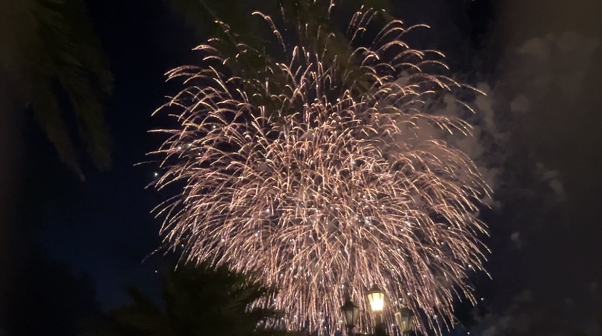 アメリカンビレッジで花火が見える場所とレストラン！花火時間は何分間？最高の思い出を作る旅案内