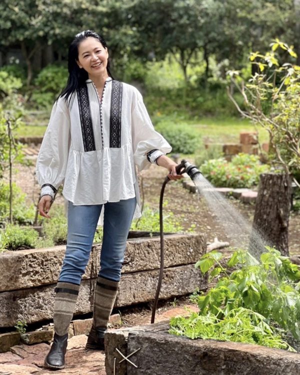 Amazon.co.jp: 黒谷友香 恋愛ボディ Ｗｈｉｐｎｅｓｓ ＤＶＤ４枚組黒谷友香