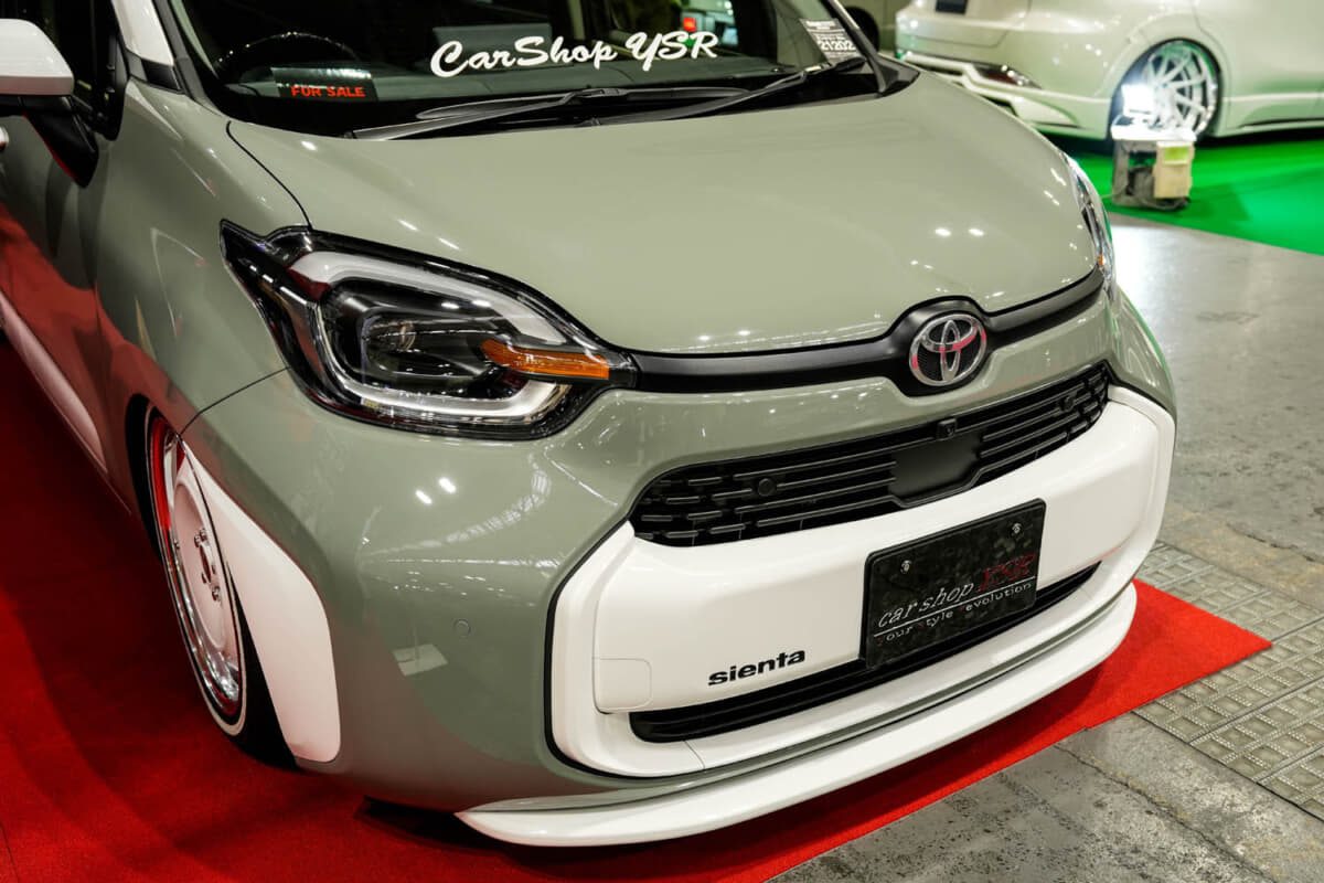 トヨタ・シエンタを車高アップしてアウトドアスタイルに変身！ミニバン・ワンボックスMotor-Fan モーターファン