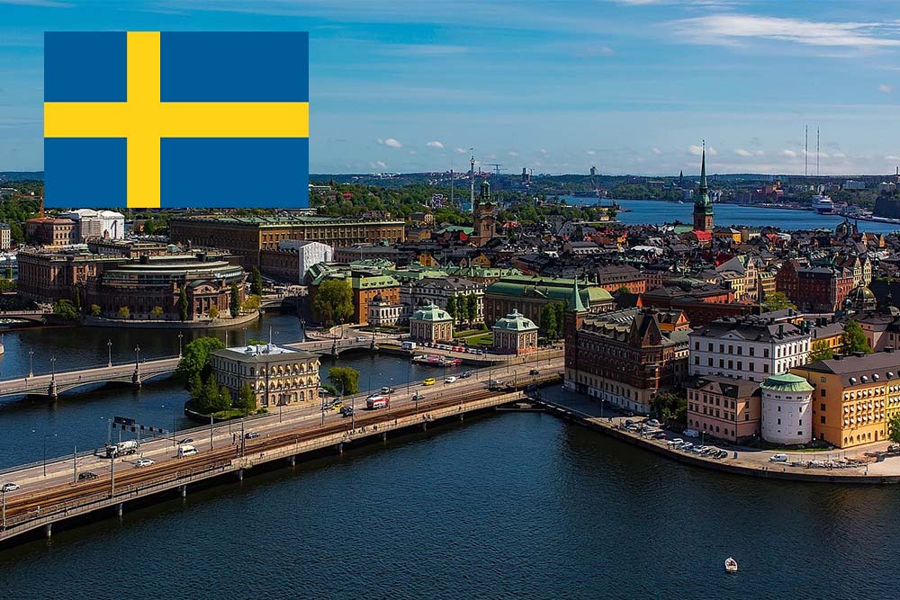 スウェーデン国旗の由来＆色の意味北の光と信仰が導く十字の旗