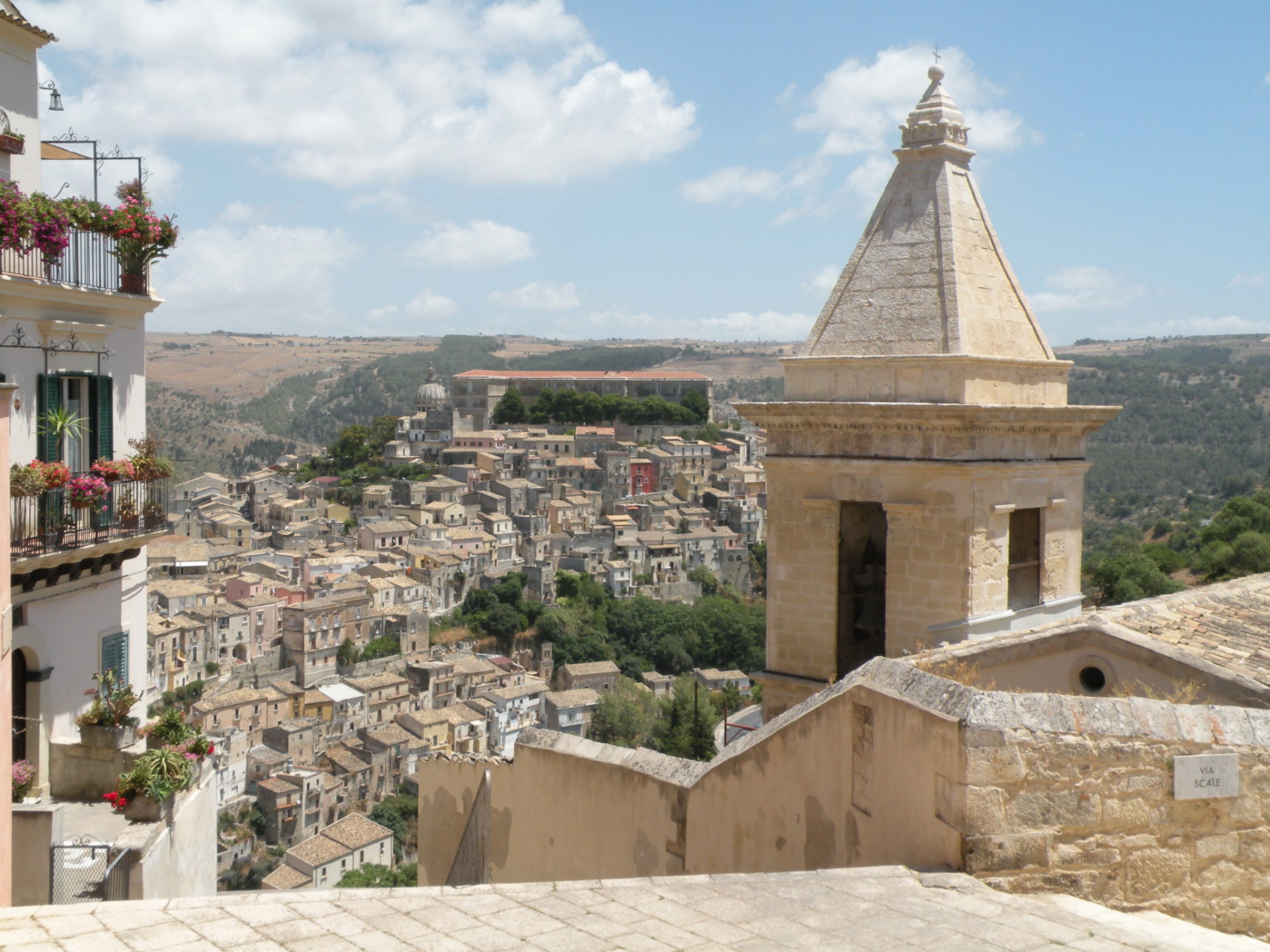 本物の中世の町並み。まだ知られていないヨーロッパの旧市街10選 東欧・バルカン諸国Ça voir! －さぼわーる－