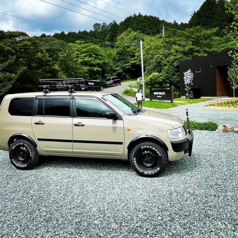 バンだけでなくセダンも！ カリフォルニアのサーファーが乗ってるクルマ拝見！Dig-itディグ・イット