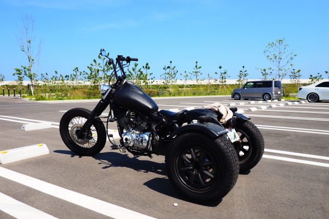 バイクなのになぜか三輪 しかも自動車免許で運転可！ 三輪バイク「トライク」の魅力をご存じかMerkmal