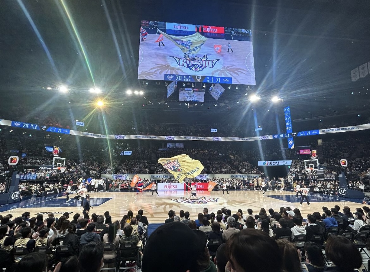 沖縄アリーナ初の公式戦 3500人観戦 キングス惜敗 - 琉球新報デジタル