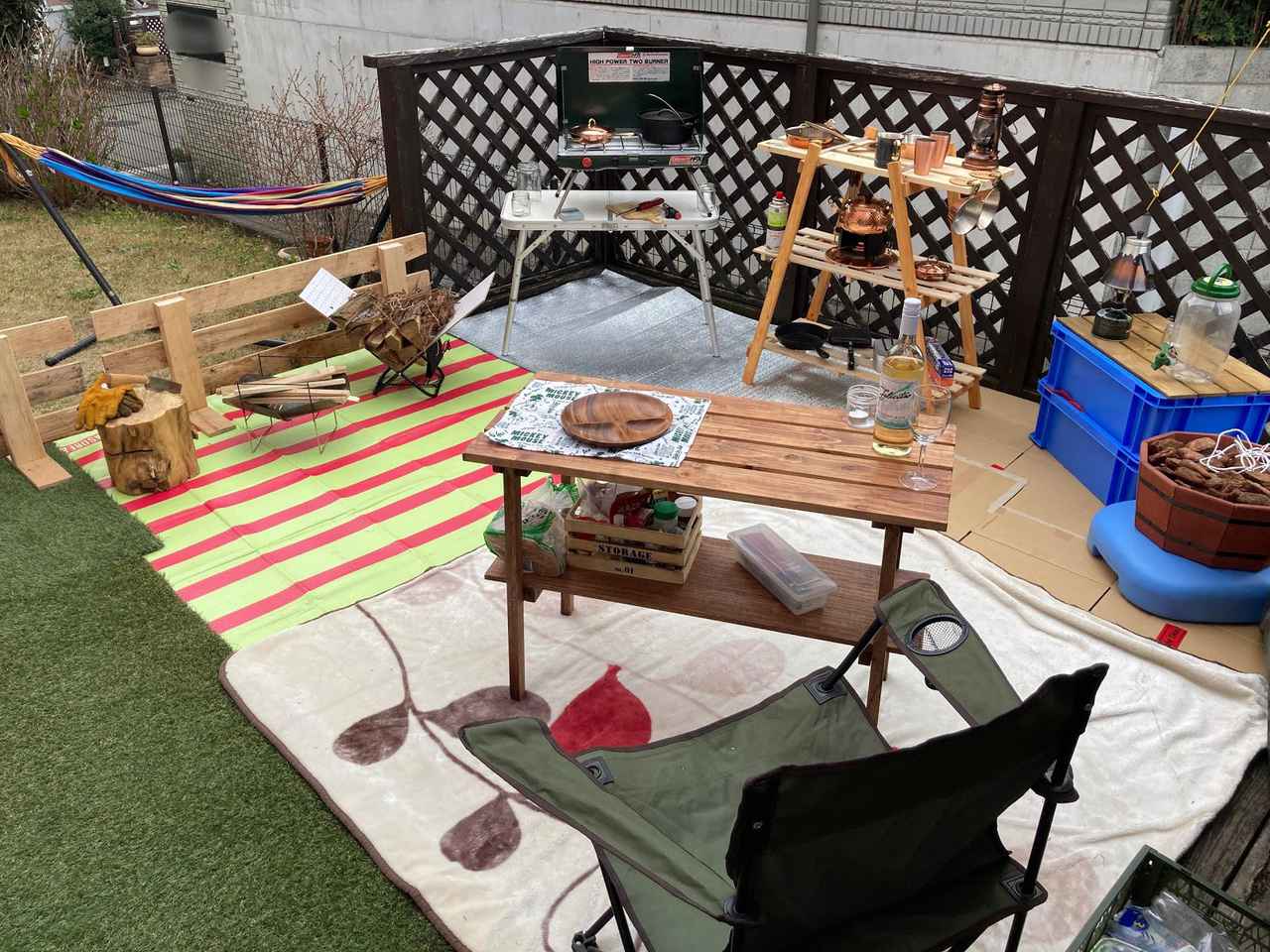 家を非日常空間に変えるおうちキャンプ - 日本経済新聞