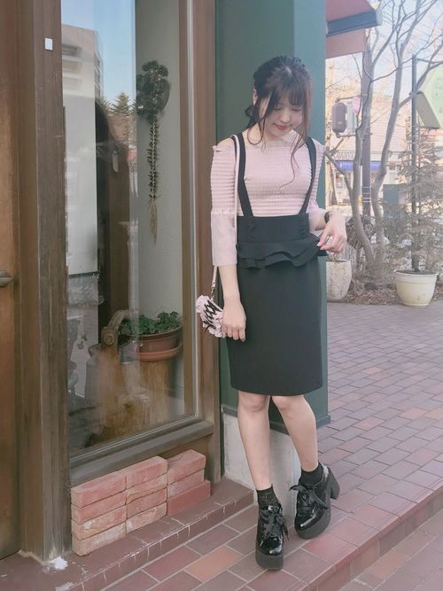 夏の遊園地デートコーデおすすめ28選紫外線対策から寒暖差対策までOggi.jp