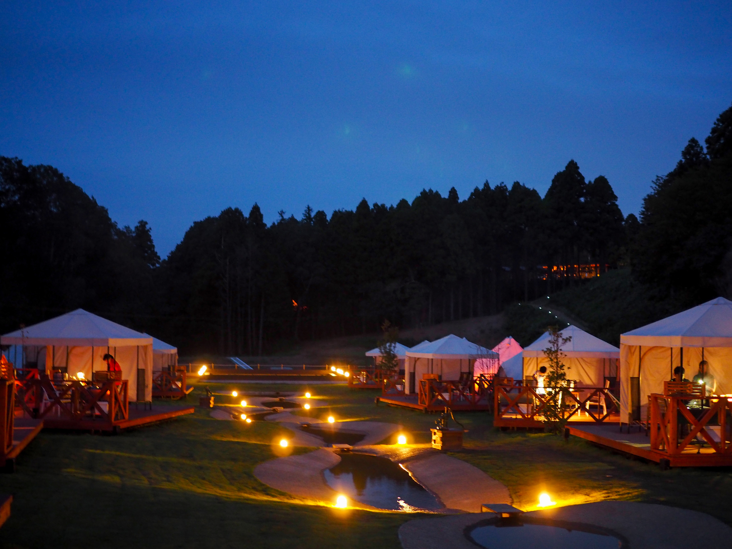 ドーム型テントでグランピング♡おしゃれにおこもりできる11選 全国icotto イコット