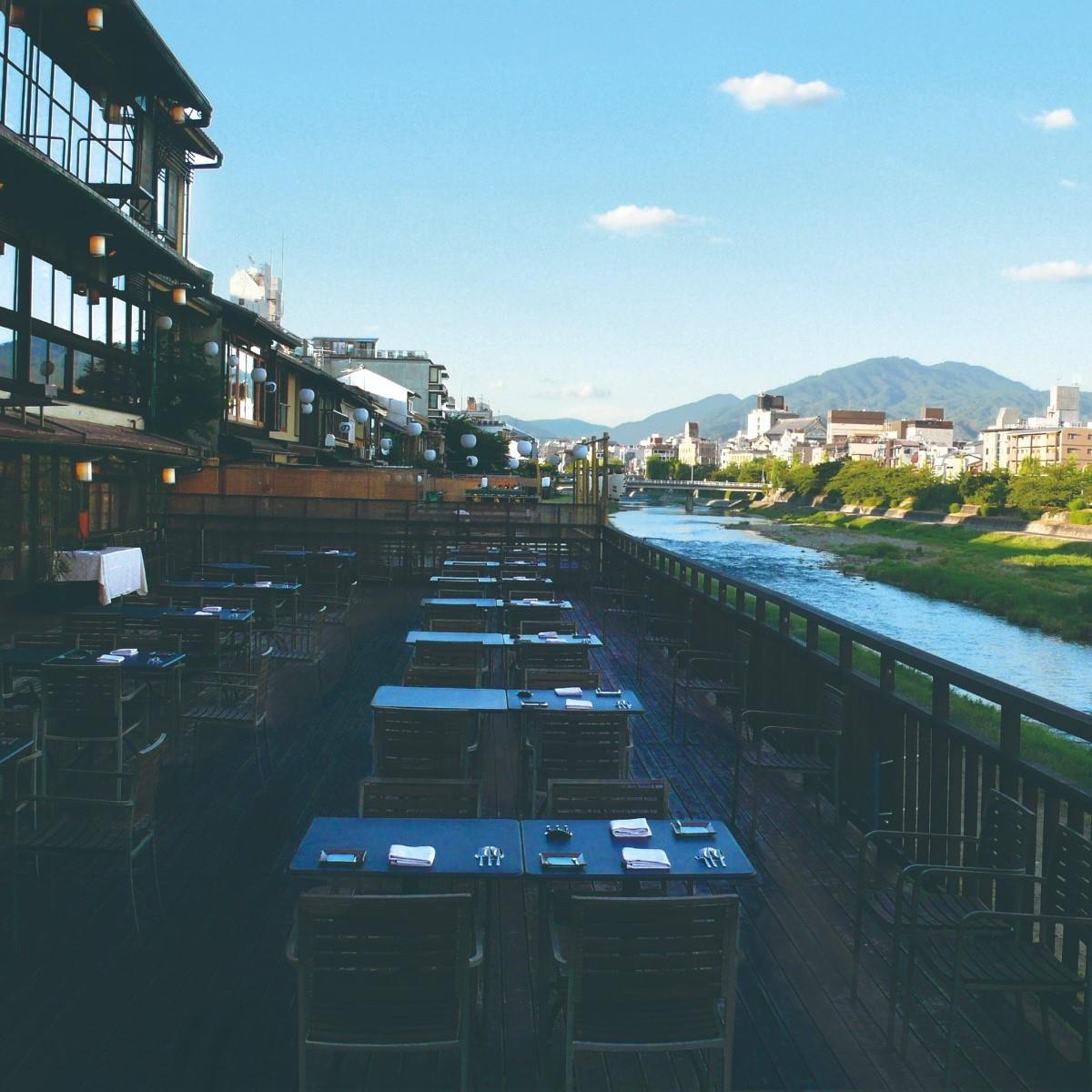 夏の京都で訪れたい。風情ある川床 かわゆか・かわどこ の美味しいレストランキナリノ
