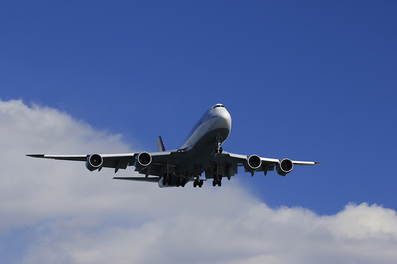 飛行機夜景」は難しくない？撮影時に押さえておくべきいくつかのポイント飛行機写真の教科書 第7回 –