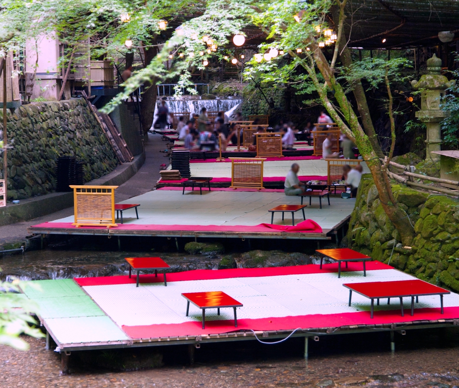 京都川床特集 貴船・鴨川・高雄で失敗しないで絶品料理を満喫 - 京都へ行きたい京都観光ブログ