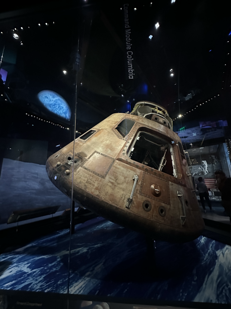 ワシントン スミソニアン「国立航空宇宙博物館」別館 『「スティーブン・Ｆ・ウドヴァーヘイジー・センター』 ”The National